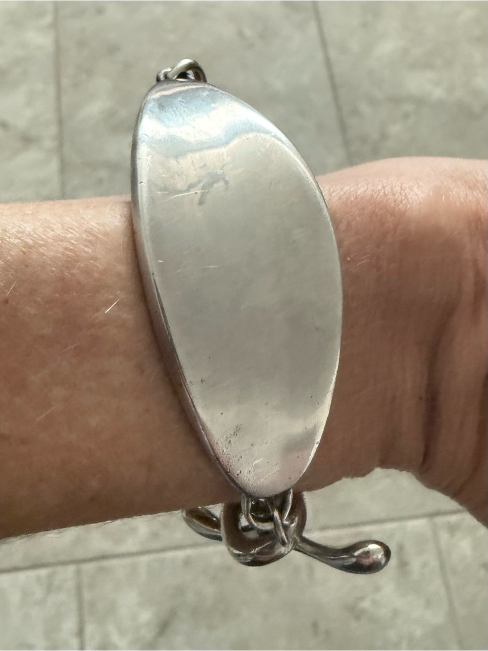 Sterling Silver Oval Toggle Bracelet - Polished Silver by RLM